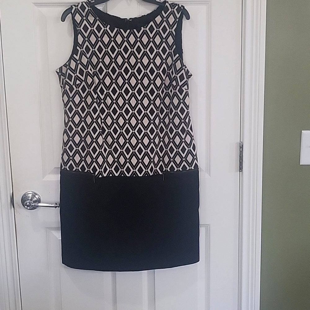Navy blue dress with zip pocket